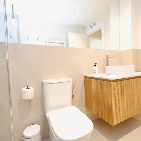 Noteliving - Amplio Y Urbano Apartamento Santander